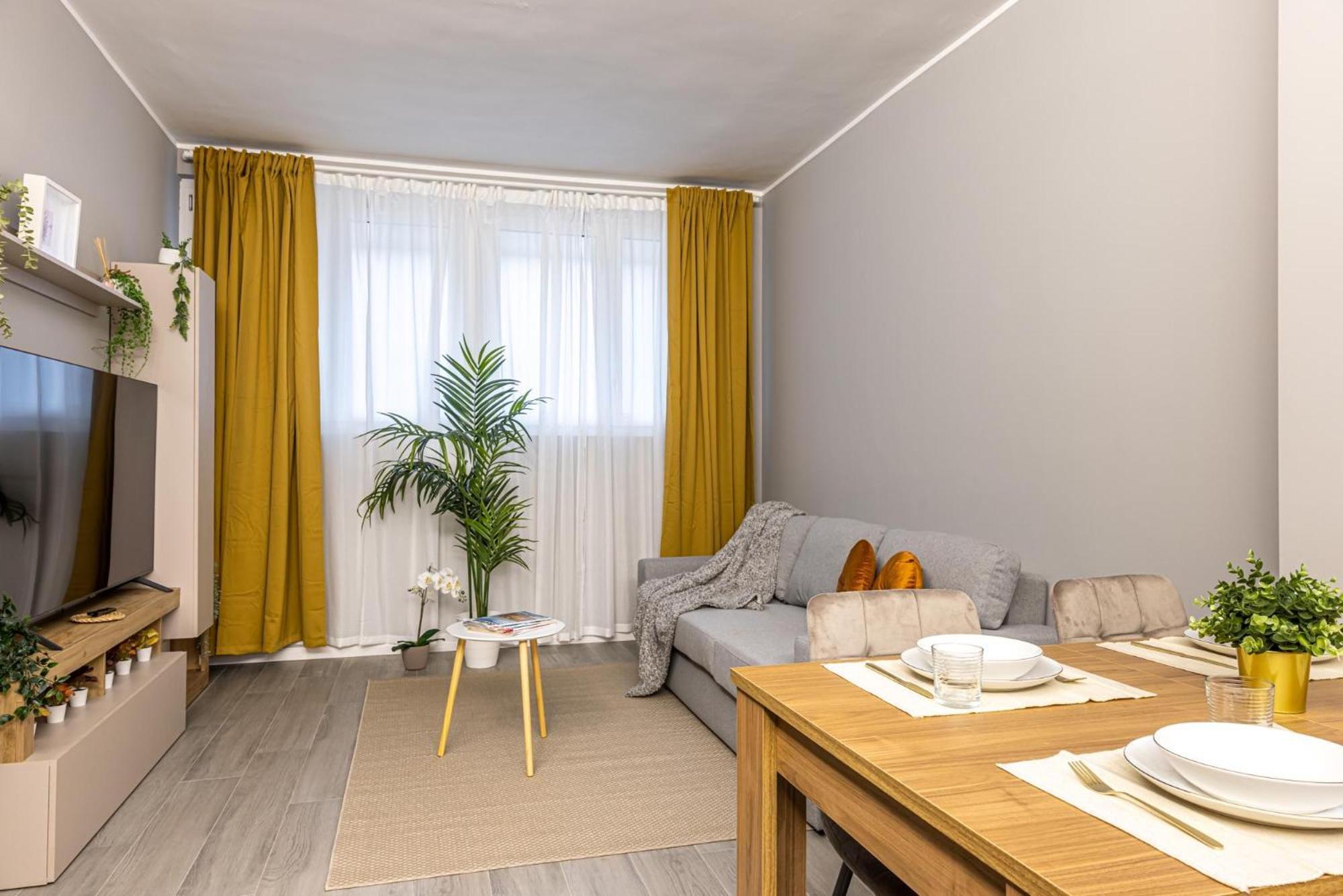 Lovely Apartment - 15Min Duomo, Milano Exterior photo